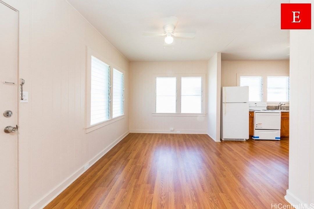 1738 Citron St #E - Photo 5 of 9