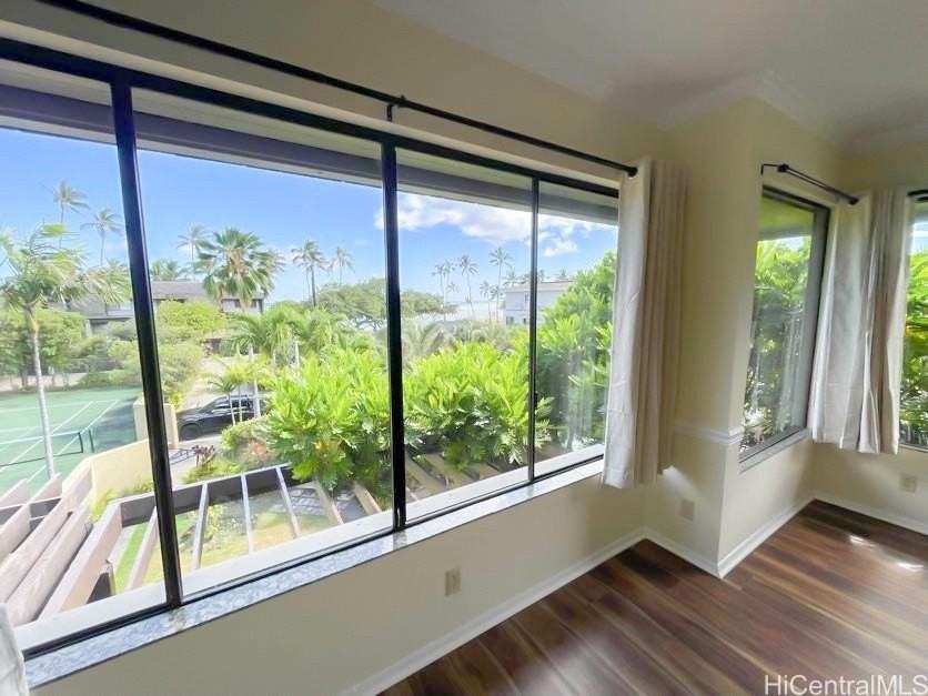 123 Maunalua Ave Apt D #18 - Photo 2 of 23