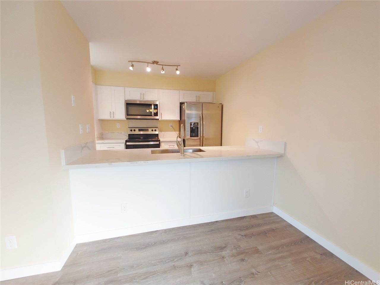 333 Aoloa St #416 - Photo 5 of 24
