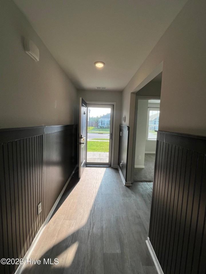 3563 Wigeon Way - Photo 3 of 29