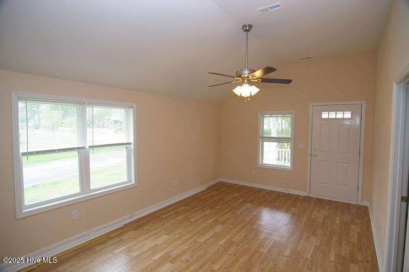 462 Snow Hill St - Photo 2 of 14