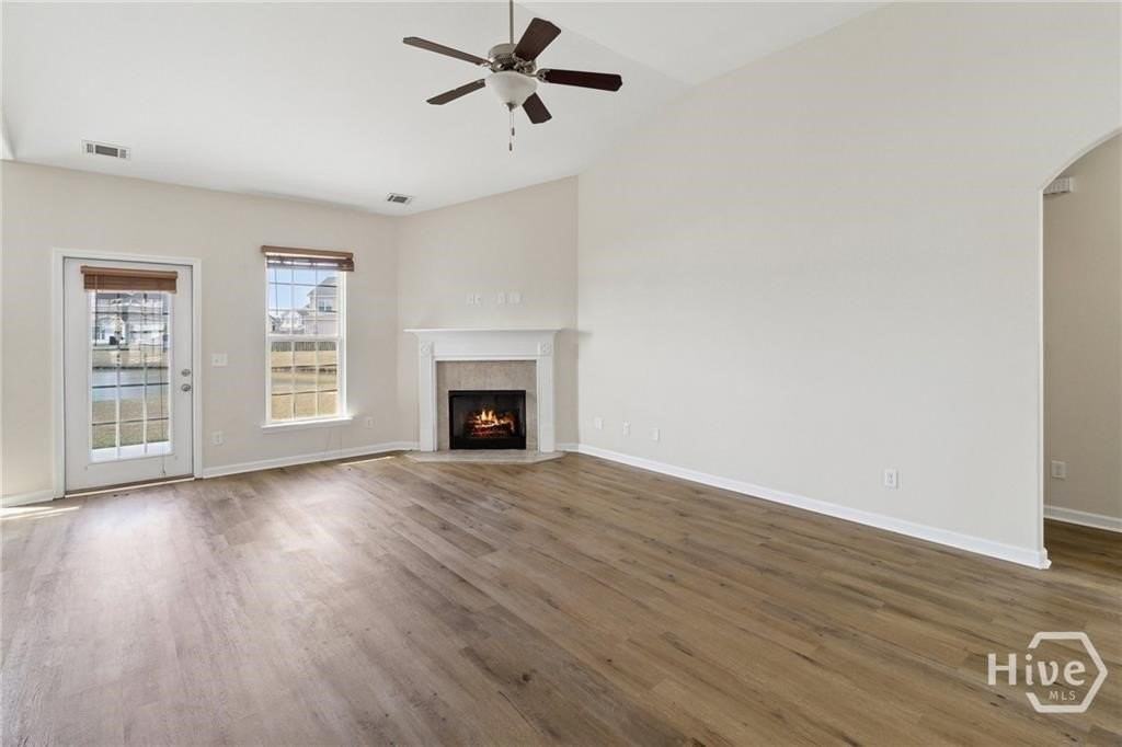 117 Greyfield Cir - Photo 4 of 23