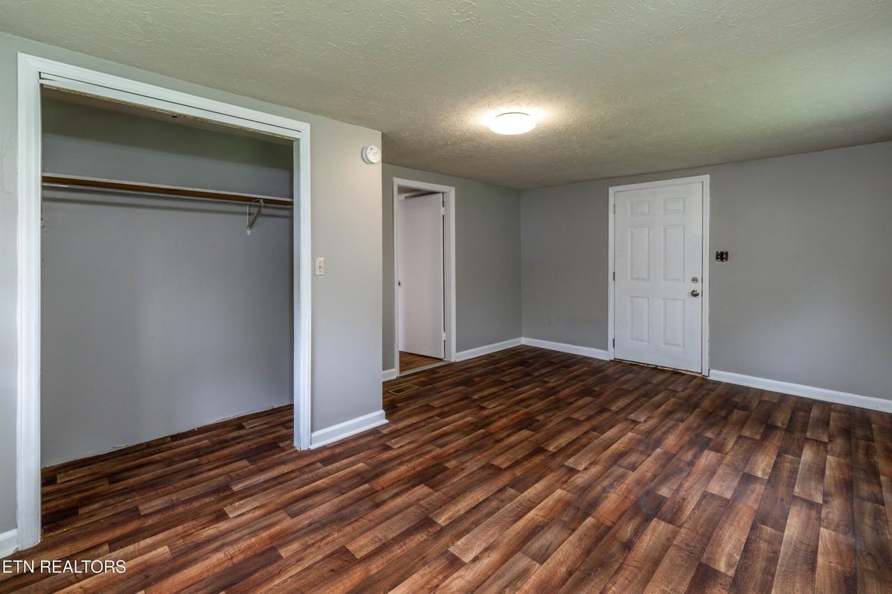 2608 Piedmont St - Photo 6 of 22