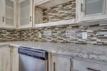 5107 38th St - Photo 5 of 14