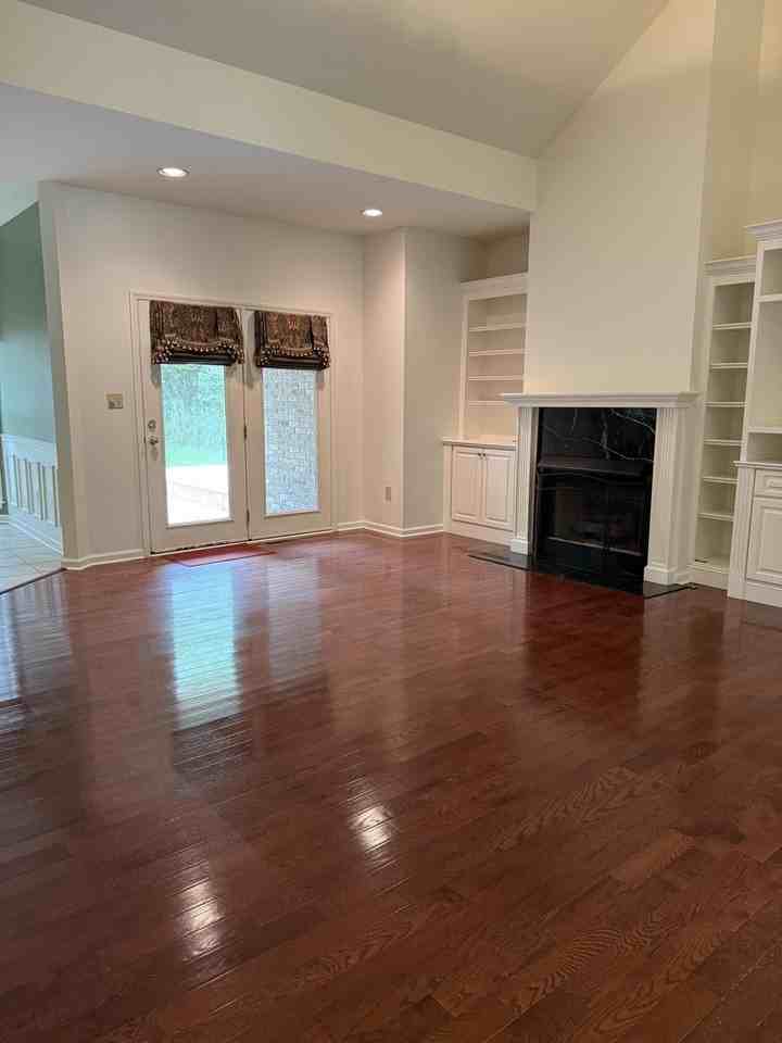 3652 Fair Ridge Dr - Photo 3 of 15