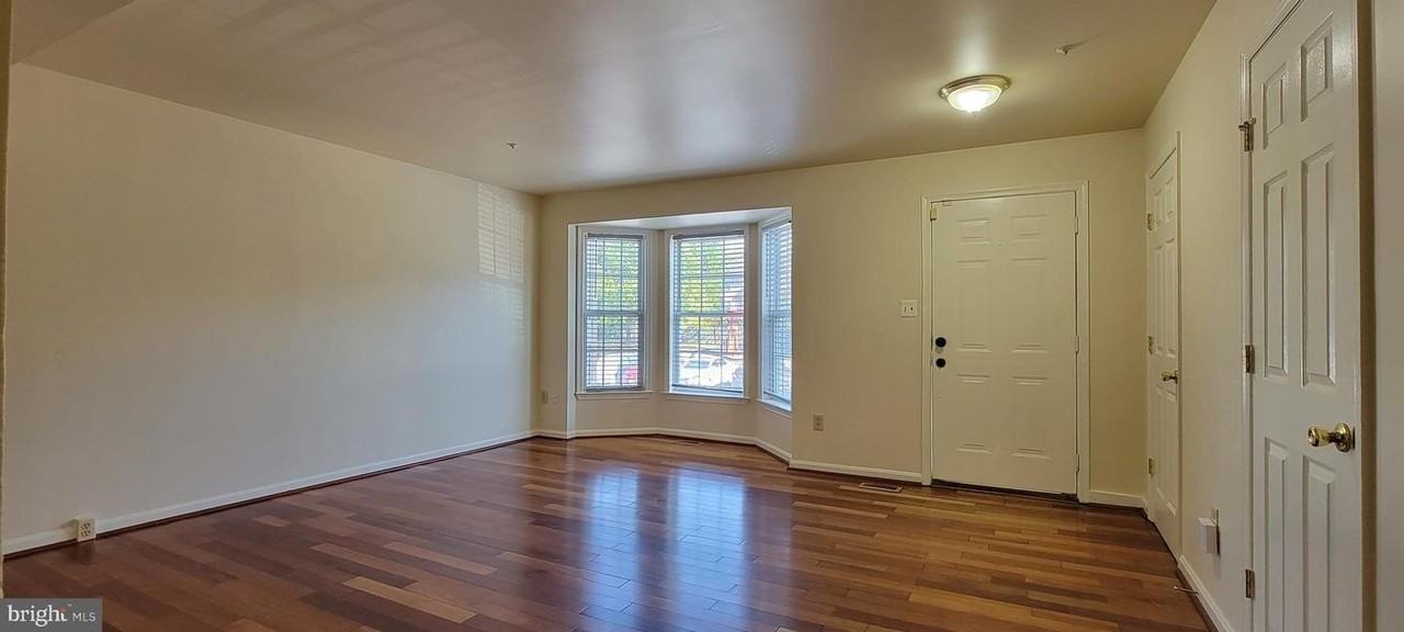 601 Primus Ct - Photo 4 of 33