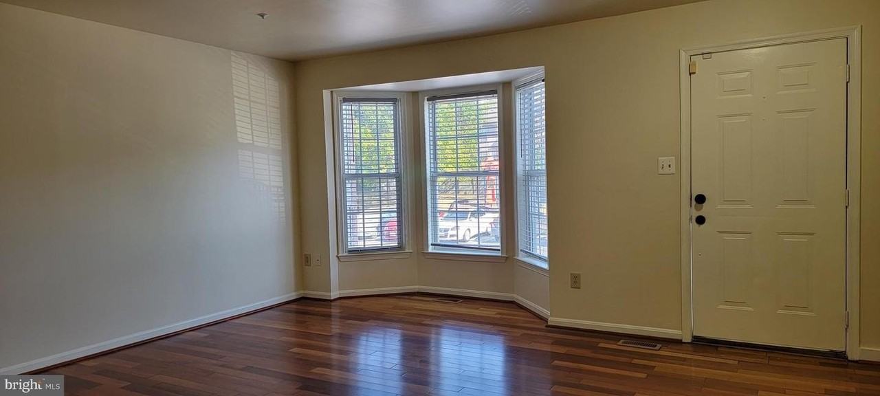 601 Primus Ct - Photo 5 of 33