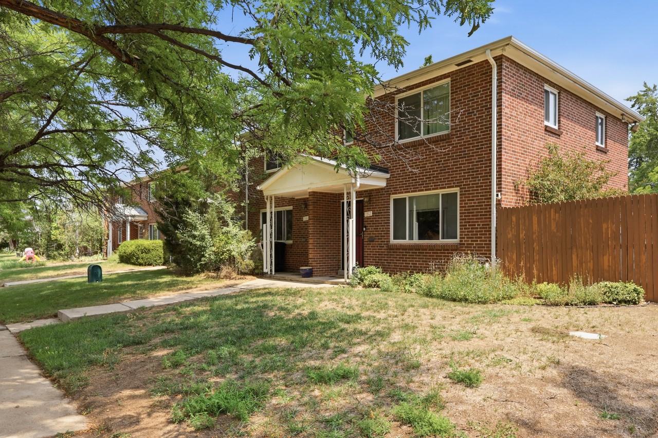 1316 Ivanhoe St #1 - Photo 2 of 28