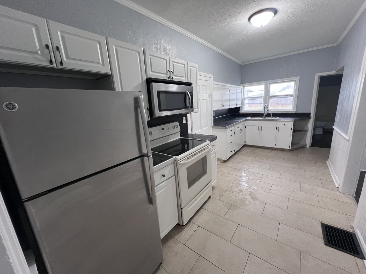 3955 E Vermontville Hwy #1 - Photo 3 of 27