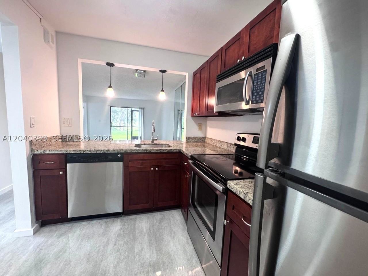 10325 Nw 11th St #101 - Photo 7 of 45