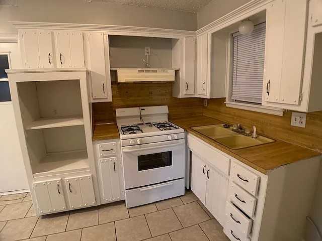 3204 Se 55th St #1 - Photo 4 of 32