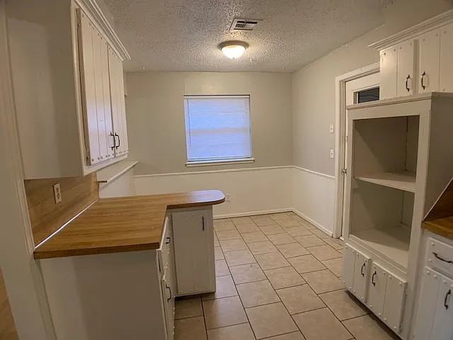 3204 Se 55th St #1 - Photo 6 of 32