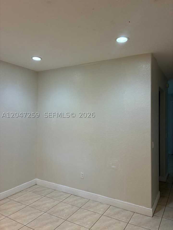 10970 Sw 237th Ln - Photo 2 of 14