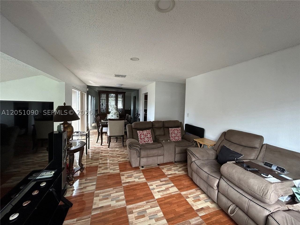 2215 Nw 59th Ave #72E - Photo 7 of 16