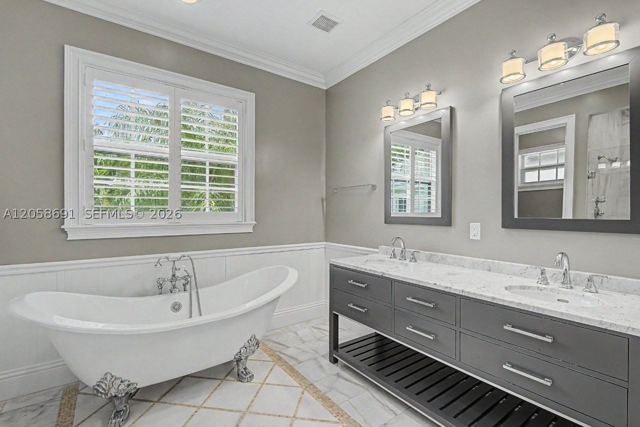 5000 Sw 73rd Ter #0 - Photo 7 of 26