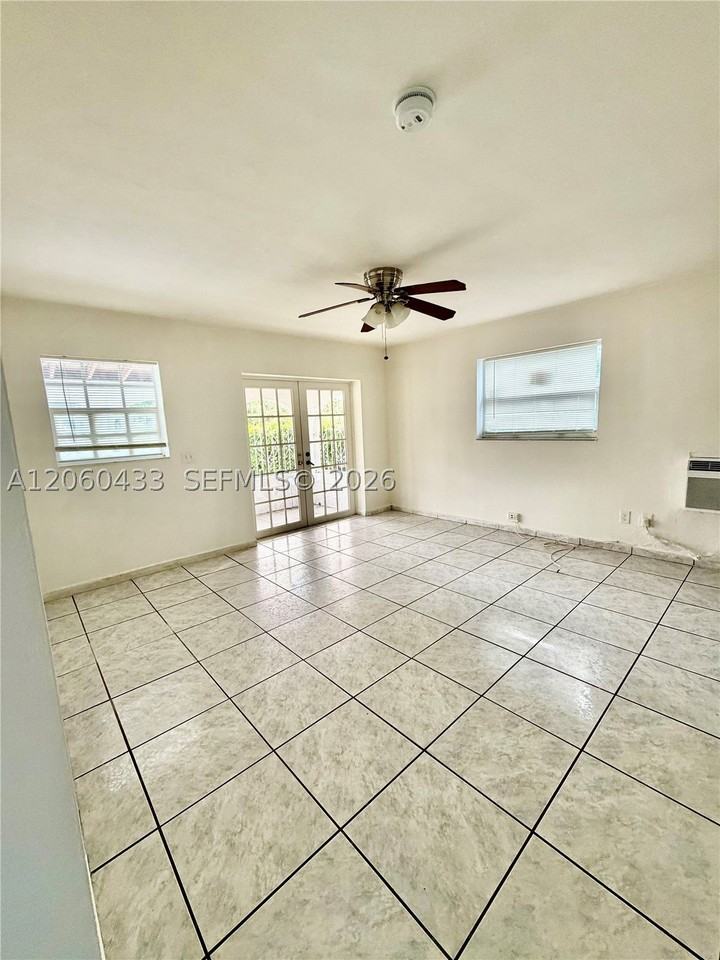 6137 Sw 20th Ct #A - Photo 3 of 11