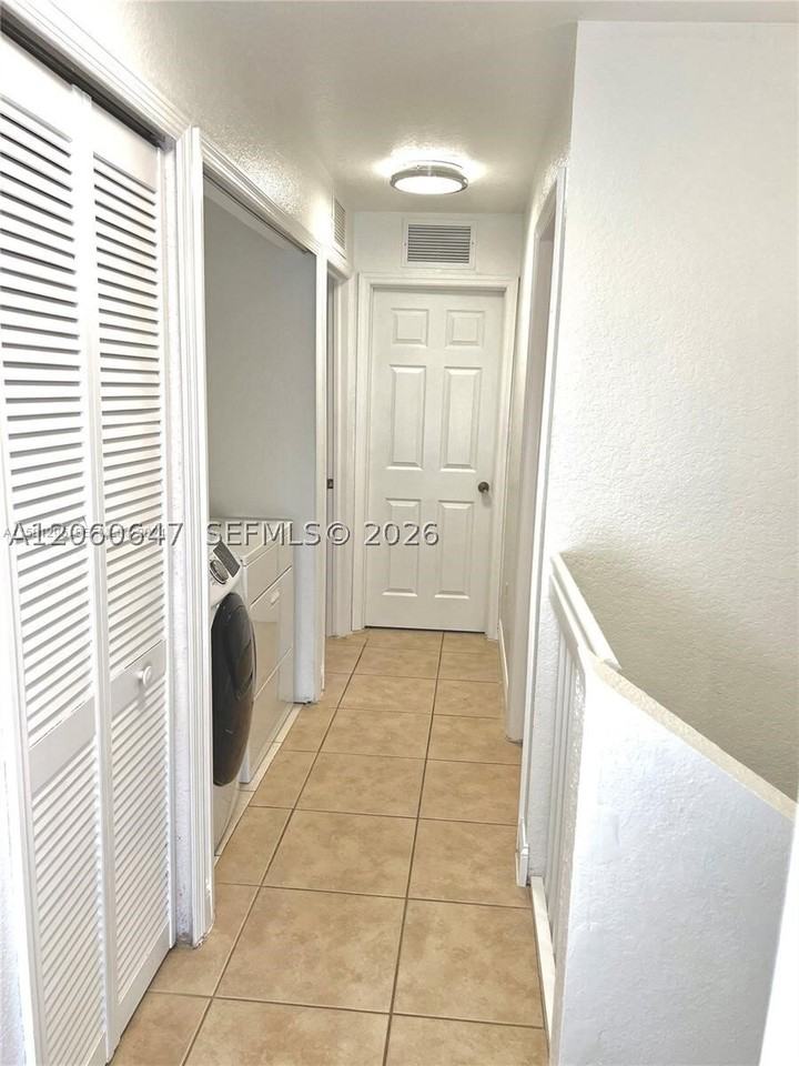 8885 Sw 221st Ter - Photo 3 of 12