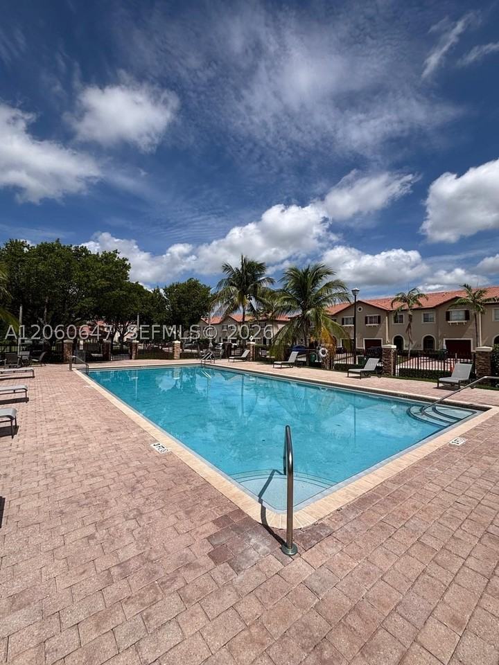 8885 Sw 221st Ter - Photo 7 of 12