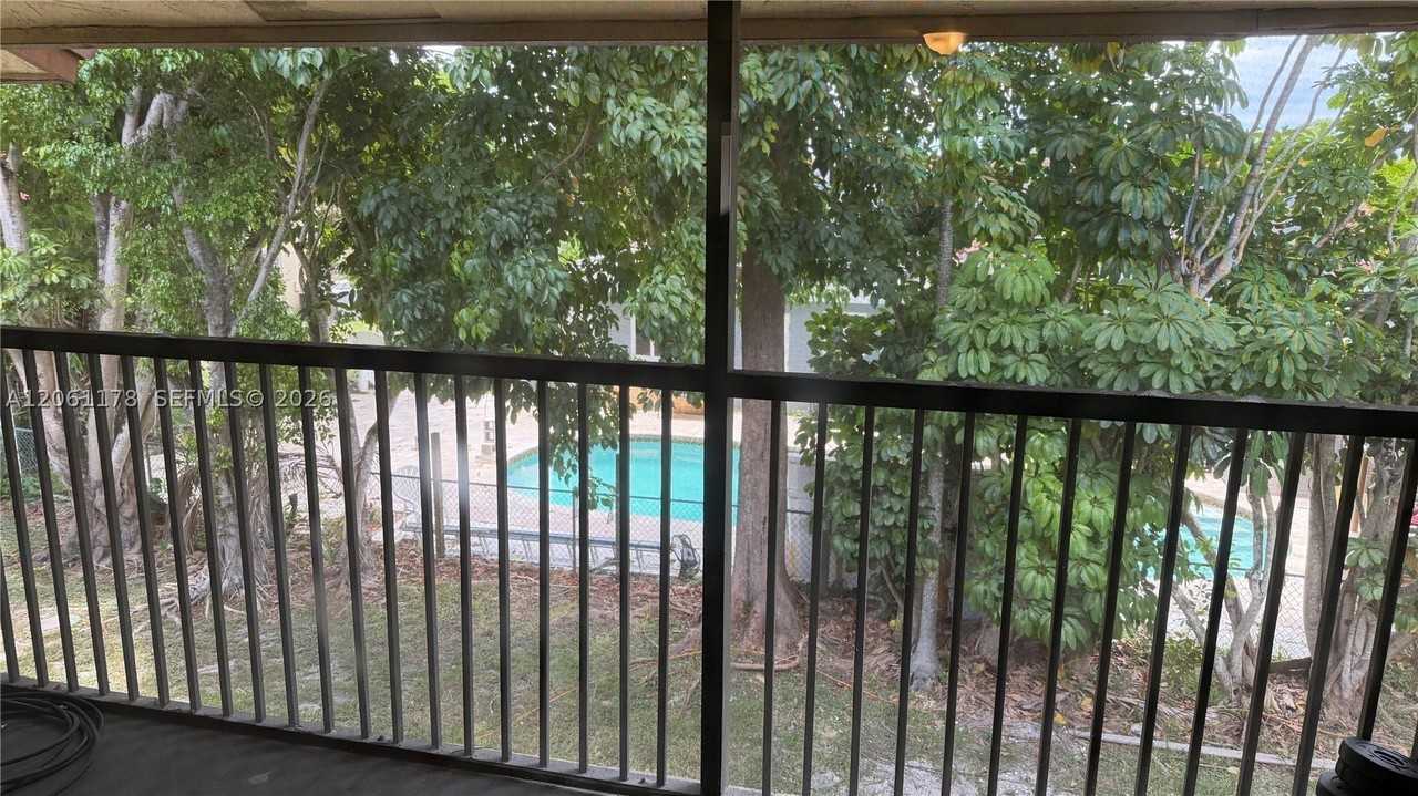 2550 Riverside Dr #223 - Photo 7 of 20