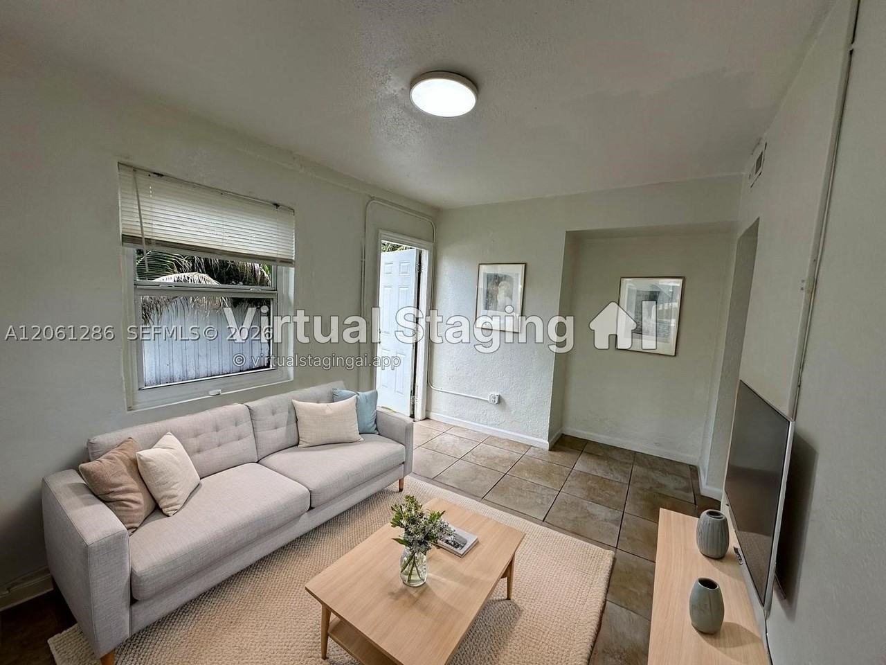 728 Sw 6th St #2 - Photo 6 of 40