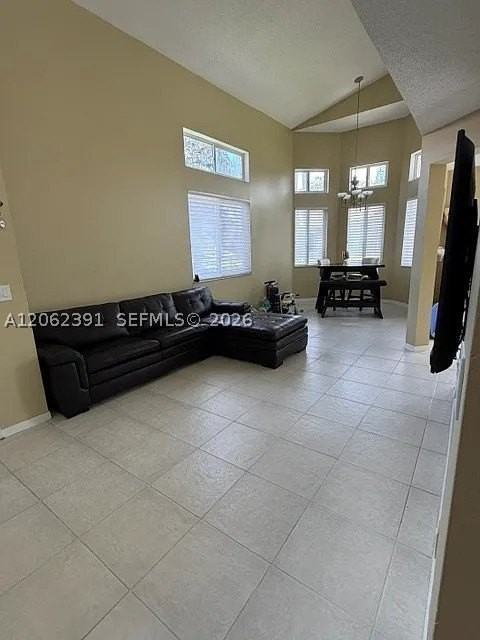 1092 Sw 158th Ave - Photo 2 of 15