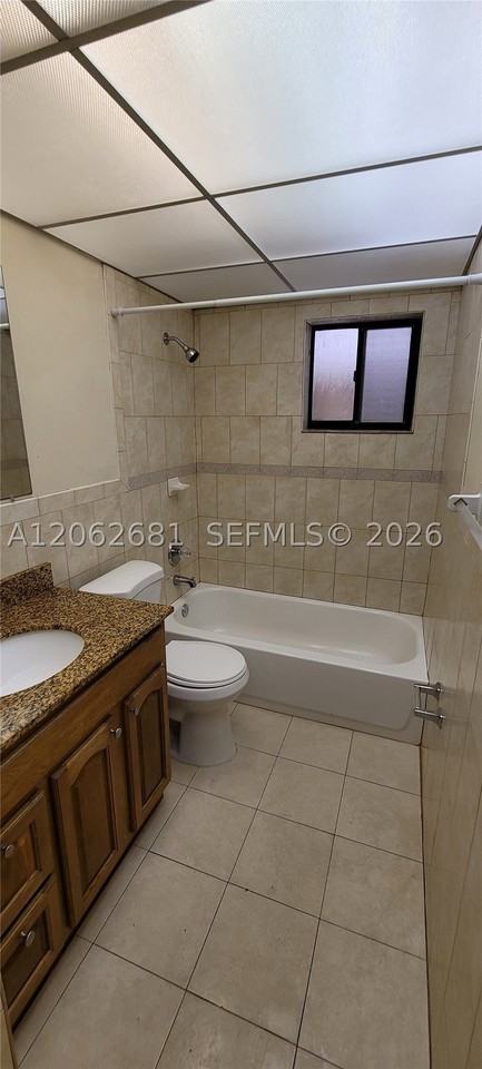 8005 Sw 107th Ave #222 - Photo 3 of 9