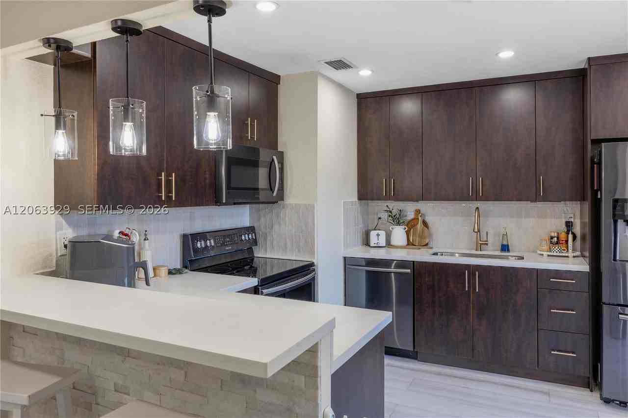 15216 Sw 81st Ln #15216 - Photo 4 of 17