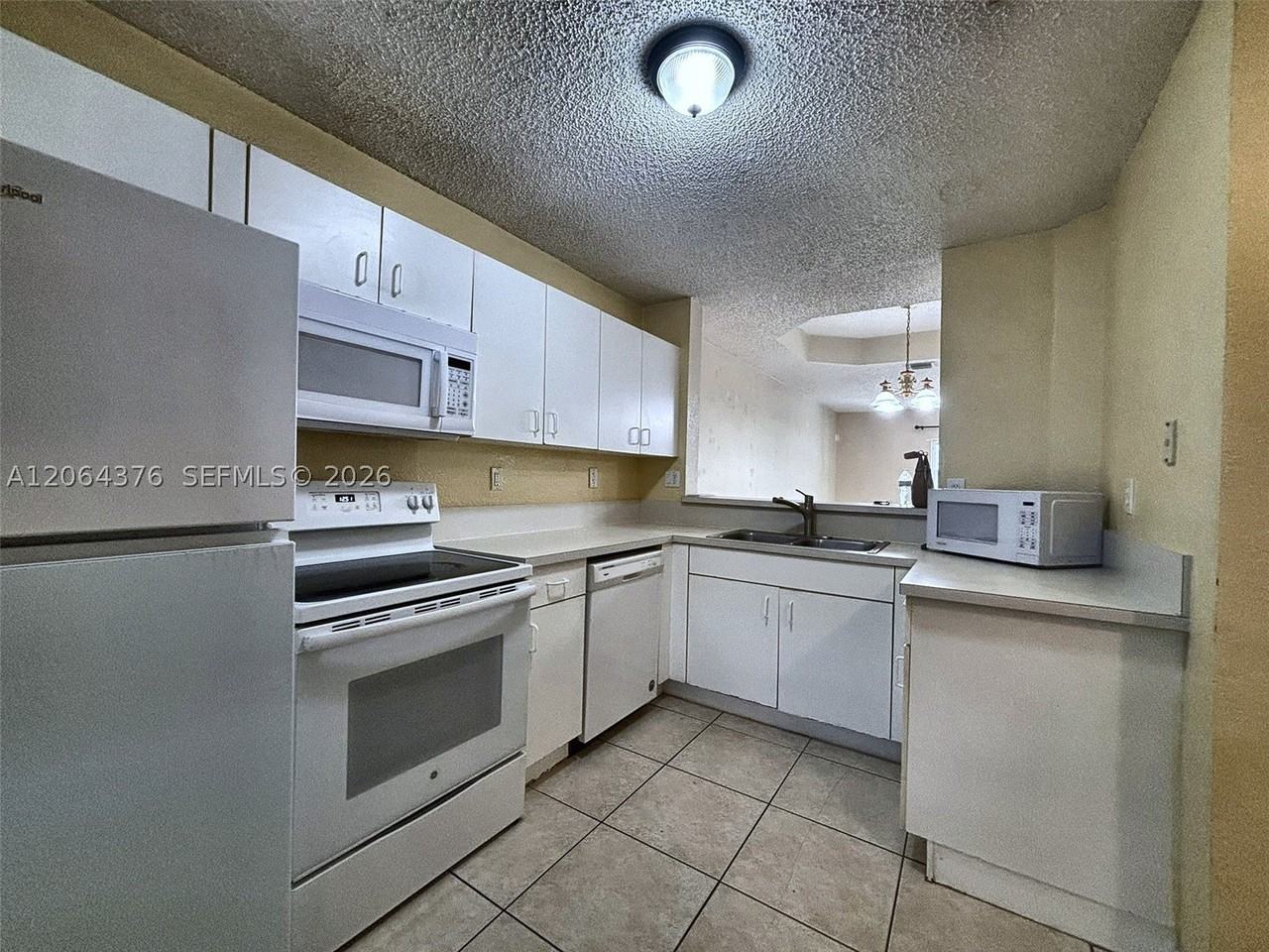 14391 Sw 120th Ct #7-7 - Photo 5 of 35