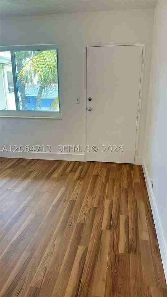 70 Nw 77th St #25 - Photo 7 of 17