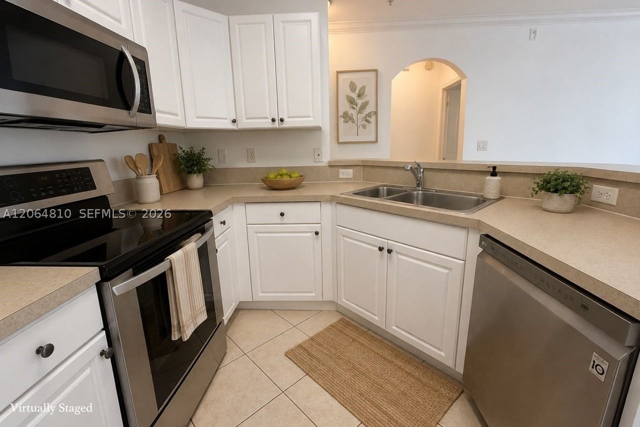 4506 Sw 160th Ave #1111 - Photo 3 of 21
