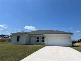 featured image of 404 Marion Oaks Trl #404