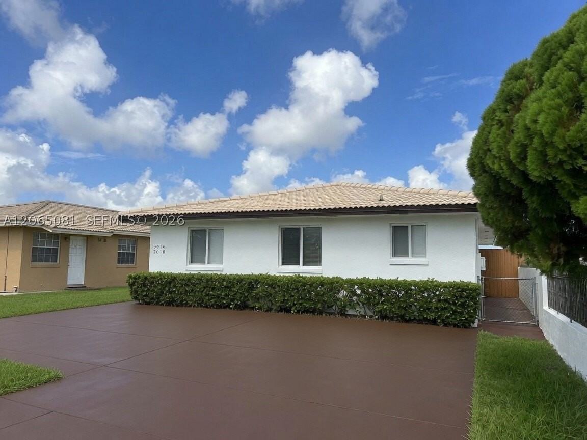 3610 Sw 87th Pl #3610 - Photo 2 of 10