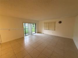 featured image of 7995 Sw 86th St #305