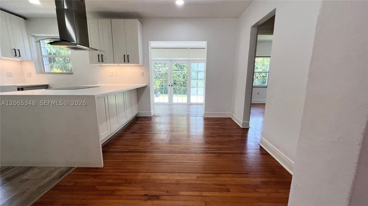 229 Cadima Ave #229 - Photo 5 of 14