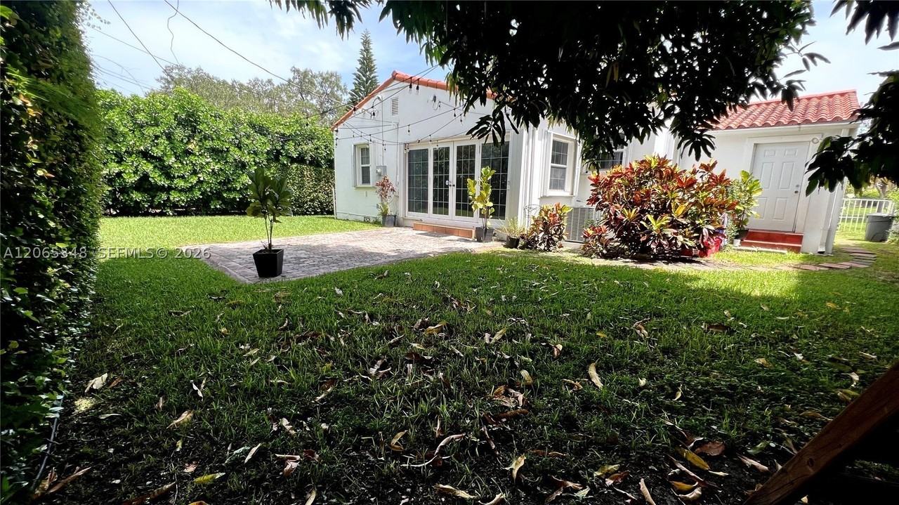 229 Cadima Ave #229 - Photo 7 of 14