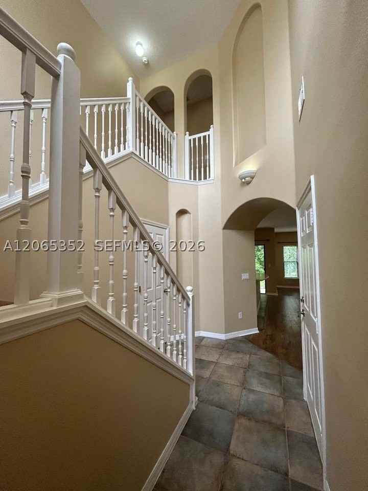 6018 Tivoli Gardens Blvd - Photo 6 of 16