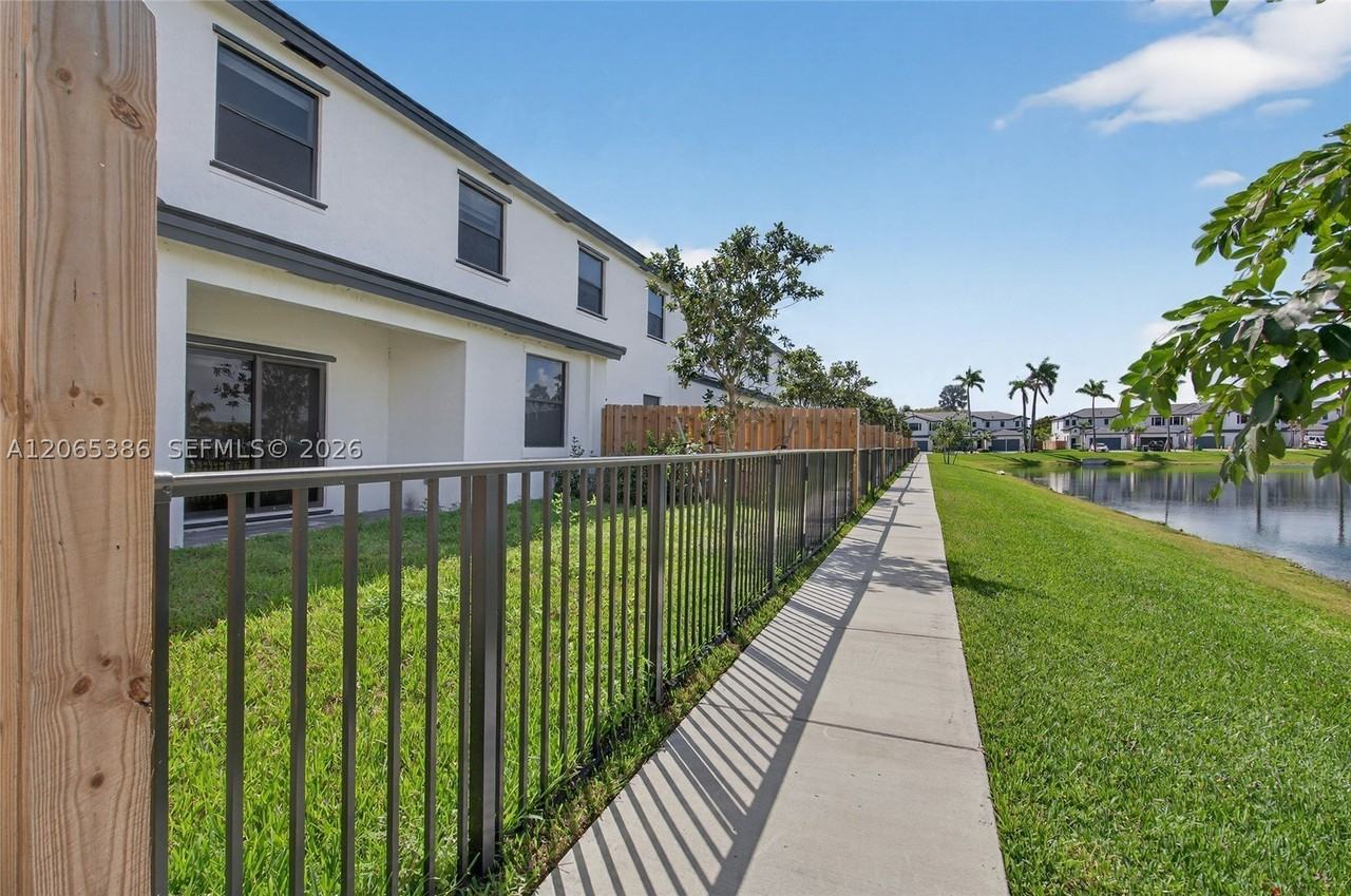 4973 Peacock Way #5838 - Photo 4 of 28