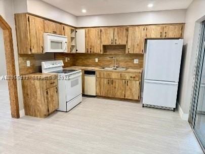 3931 Sw 51st St #3933 - Photo 4 of 7