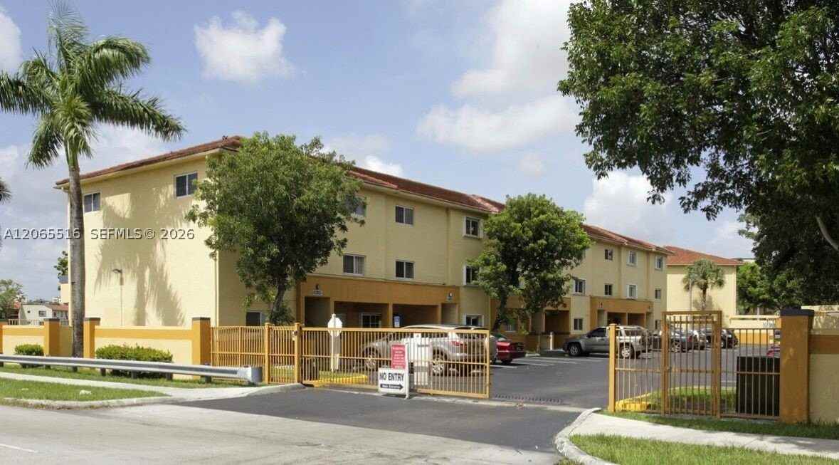 8270 Sw 149th Ct #10-209 - Photo 4 of 32
