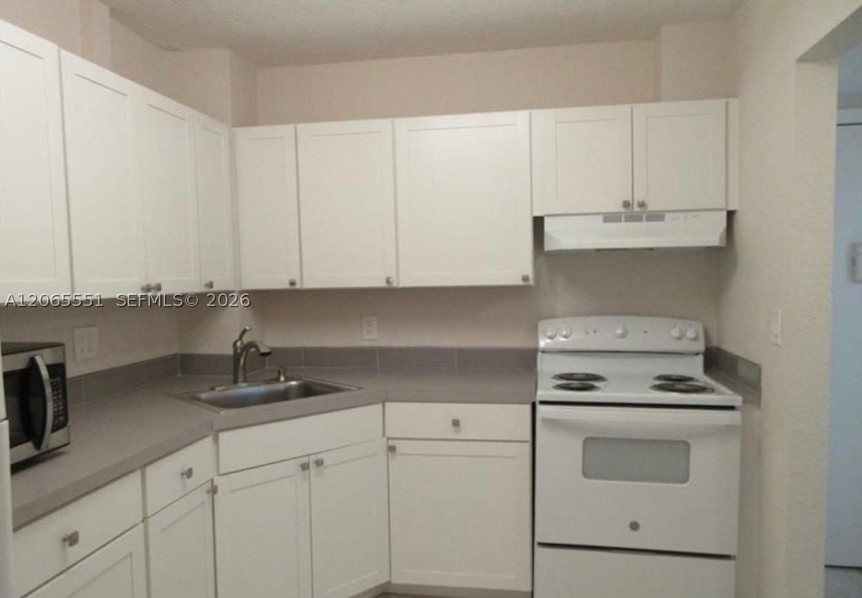 10751 Royal Palm Blvd #17 - Photo 3 of 7