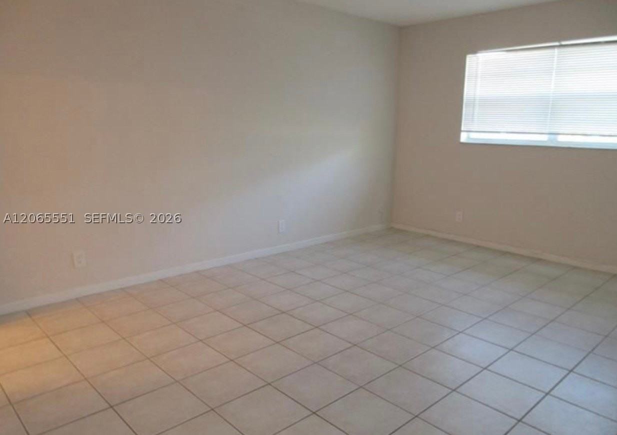 10751 Royal Palm Blvd #17 - Photo 6 of 7