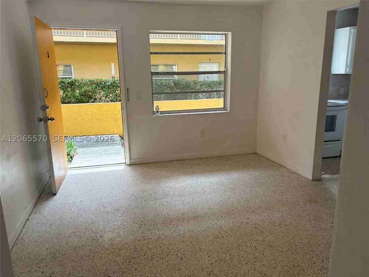 1838 Sw 4th St #3 - Photo 2 of 12