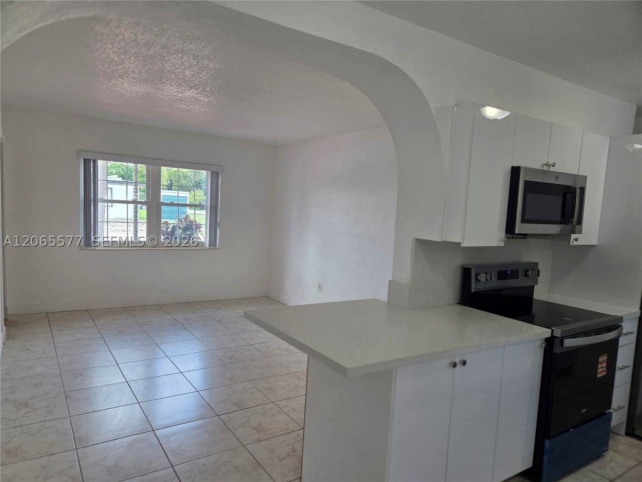 10500 Sw 30th St - Photo 3 of 42