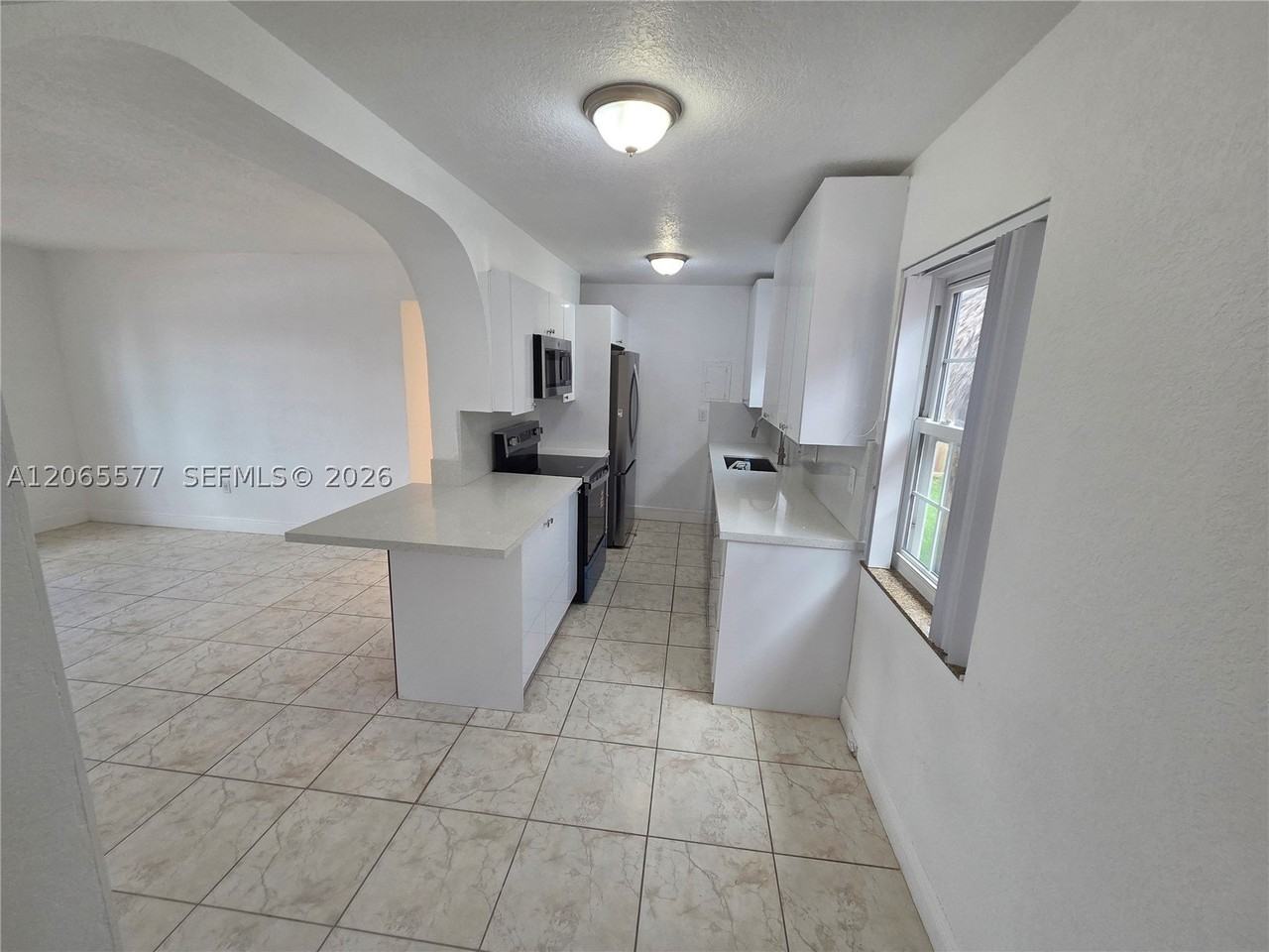 10500 Sw 30th St - Photo 4 of 42