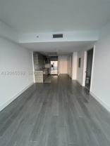121 Ne 34th St #1810 - Photo 1 of 1