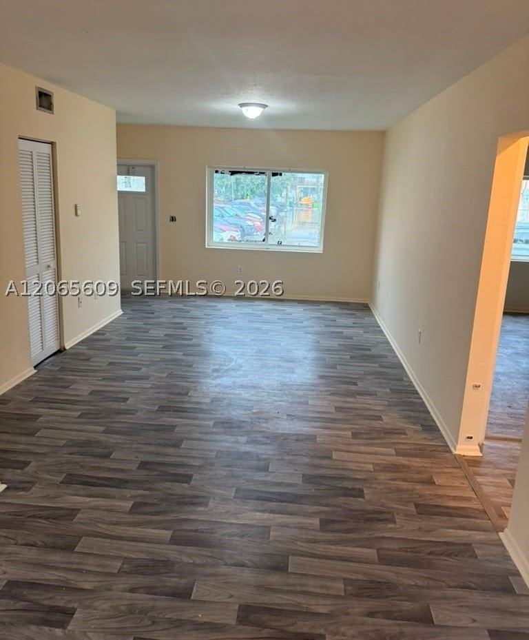 8453 Nw 5th Ave #8453 - Photo 3 of 17