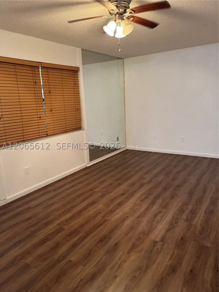 10762 La Placida Dr #7-105 - Photo 3 of 14