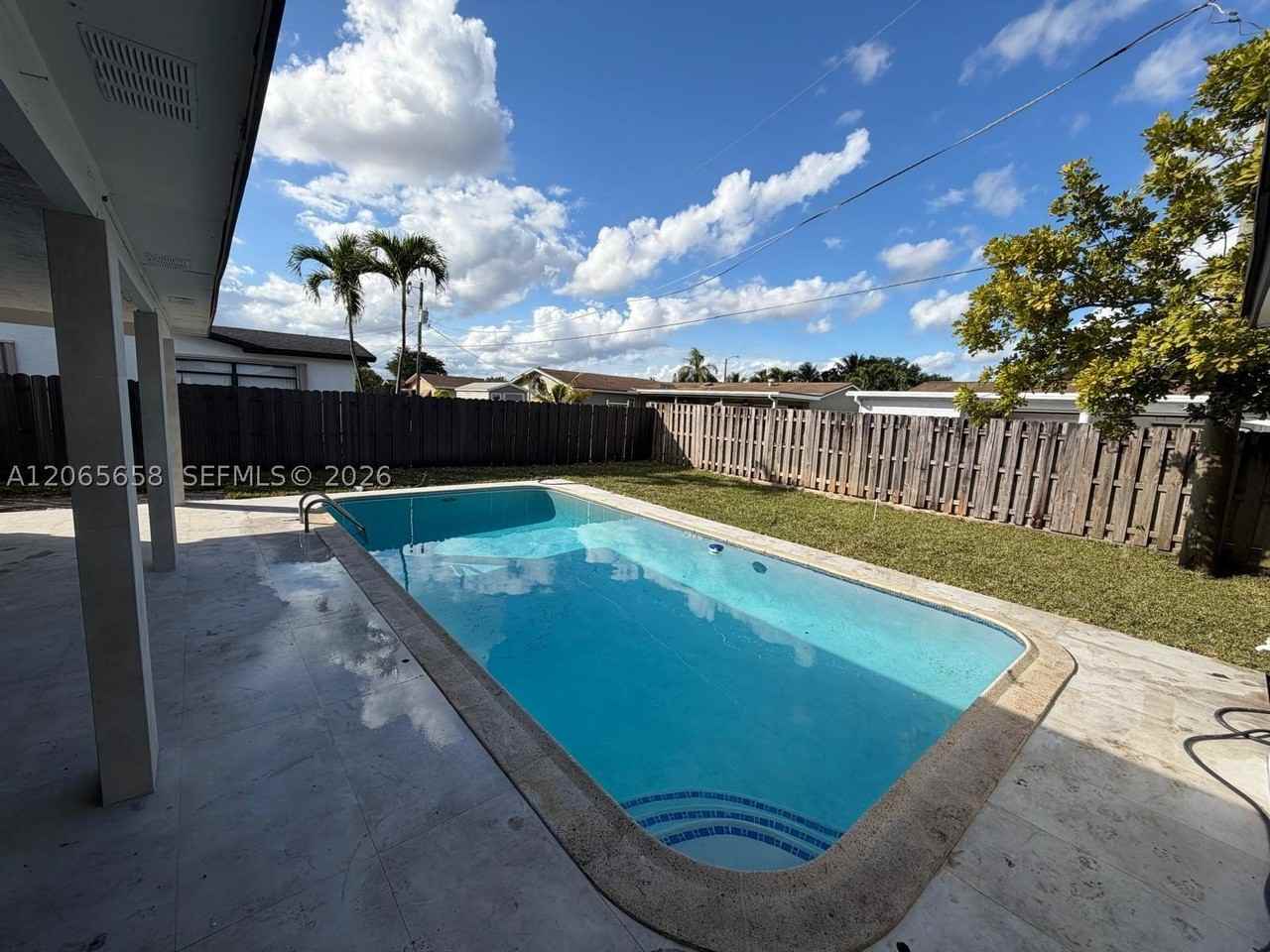 10581 Nw 28th Mnr - Photo 3 of 6