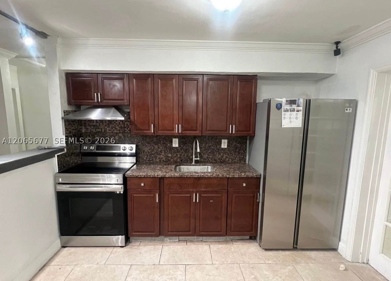 120 Ne 185th Ter #120 - Photo 6 of 14