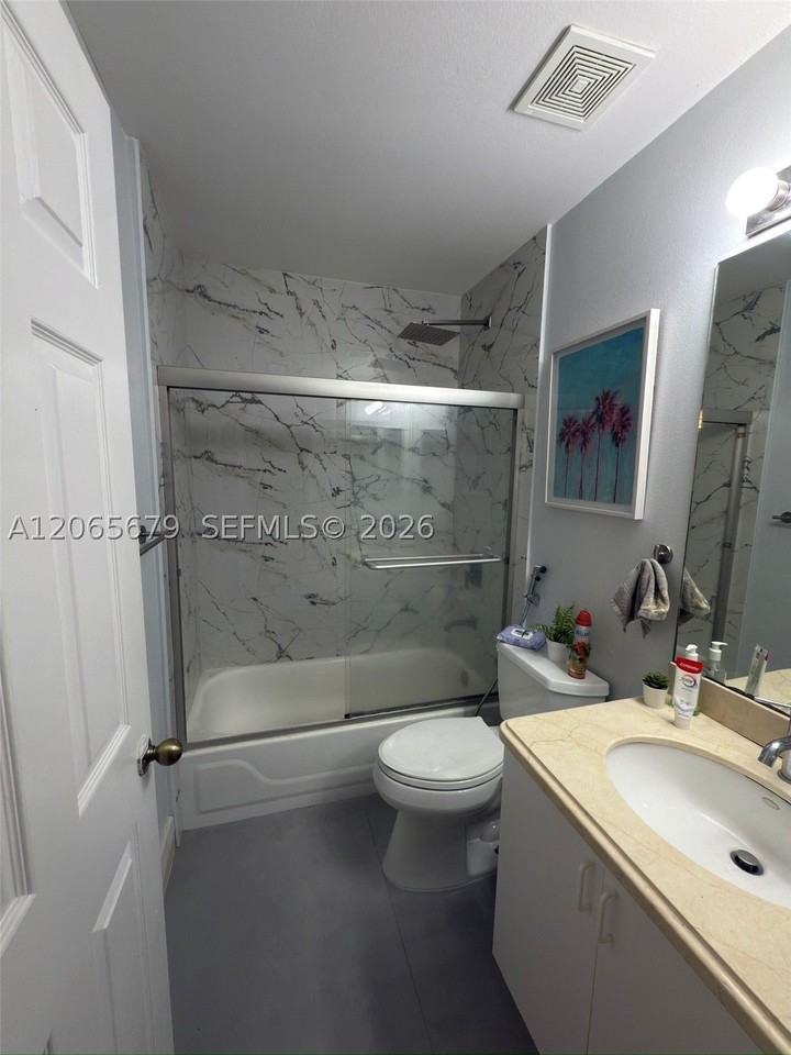 1105 Sw 44th Way #1105 - Photo 6 of 23